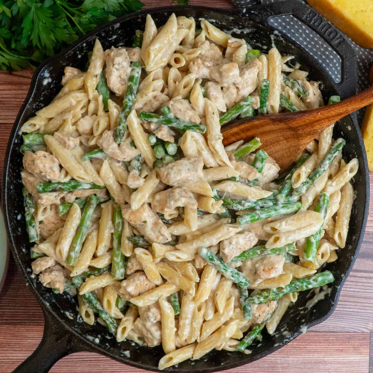 Chicken Asparagus Pasta